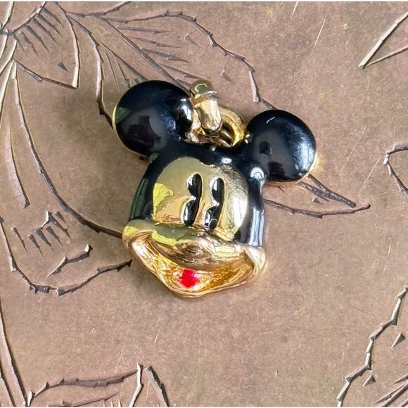 Rare Vintage NAPIER DISNEY MICKEY MOUSE‎ Face Metal Charm - Picture 1 of 9